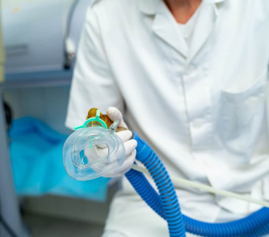 التخدير قبل زراعة الشعر